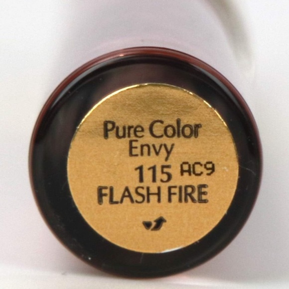 Estée Lauder Pure Color Envy
Kissable Lip Shine in Flash Fire - Picture 7 of 7